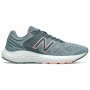 Scarpe Sportive New Balance 520v7 Grigio chiaro